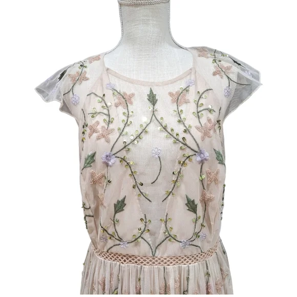 ASOS DESIGN pretty embroidered floral and sequin mesh maxi dress Size 12 - Picture 7 of 14